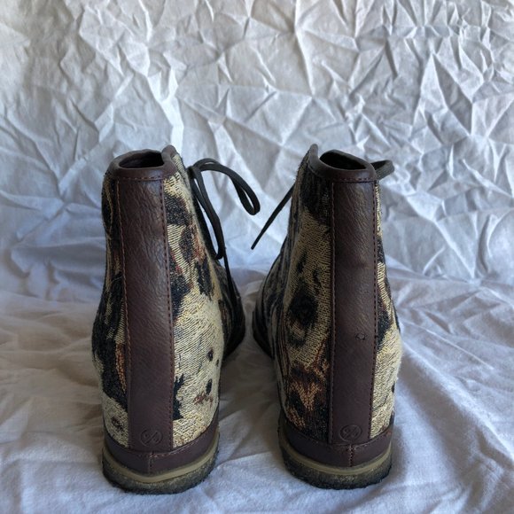 80%20 Eliotte Tapestry Ankle Boot - Picture 3 of 6